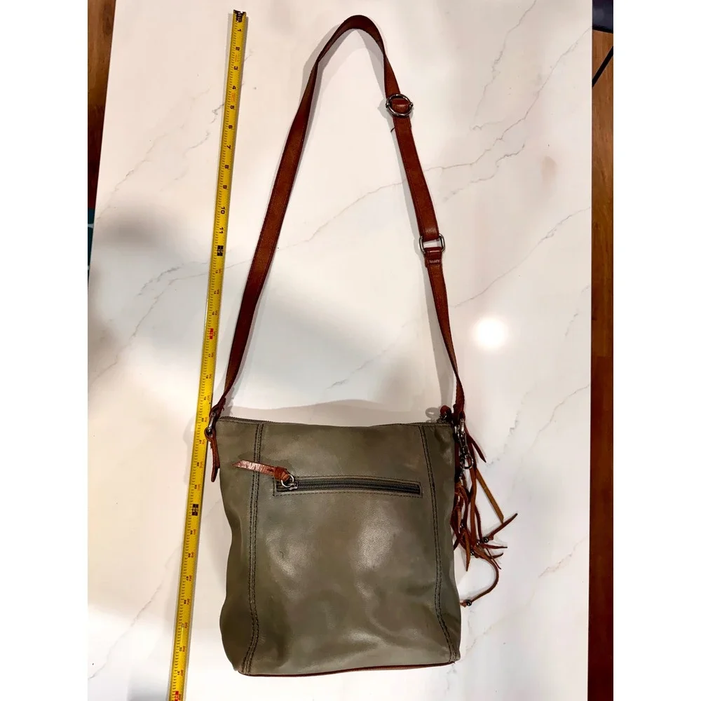 The Sak Ashland Leather Crossbody Bag Sage Green Brown Fringe Tassel Boho Hobo